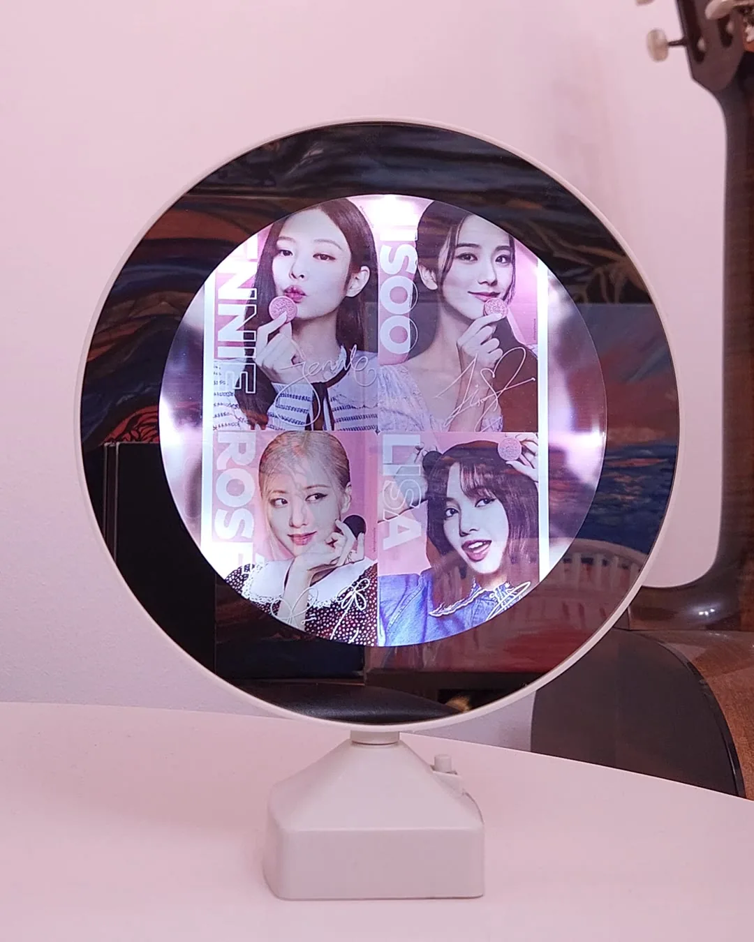 Oglinda Magica cu BLACKPINK - Model Photocard